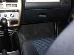 帕拉丁 2013款 2.4L 手动 两驱标准型国V 5座