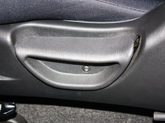 帕拉丁 2013款 2.4L 手动 两驱标准型国V 5座