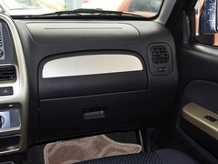 帕拉丁 2013款 2.4L 手动 两驱标准型国V 5座