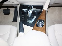 宝马3系 2013款 320Li 2.0T 改款风尚设计套装