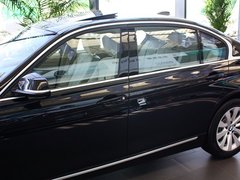 宝马3系 2013款 320Li 2.0T 改款风尚设计套装