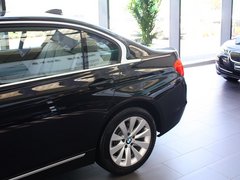 宝马3系 2013款 320Li 2.0T 改款风尚设计套装