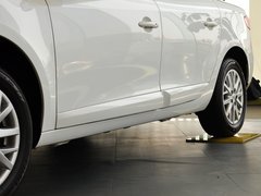 风朗 2013款 2.0L CVT 标准版