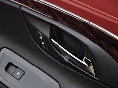 君越 2013款 2.4L SIDI 自动 豪华舒适型
