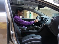 君越 2013款 3.0L SIDI 自动 智享旗舰型