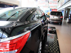君越 2013款 3.0L SIDI 自动 智享旗舰型