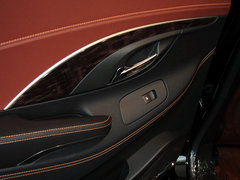 君越 2013款 3.0L SIDI 自动 智享旗舰型
