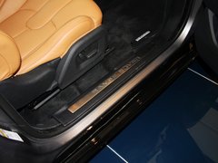 揽胜极光（进口） 2013款 2.0T 自动 3门维多利亚限量版 4座