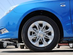 宝骏630 2013款 1.5L 手动 精英型
