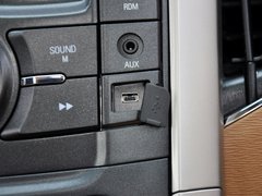 宝骏630 2013款 1.5L 手动 舒适型