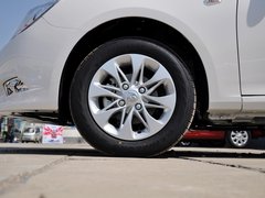 宝骏630 2013款 1.5L 手动 舒适型