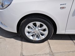 宝骏630 2013款 1.5L 手动 舒适型