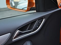 奥迪Q3 2013款 2.0T 35 TFSI 舒适型 5座