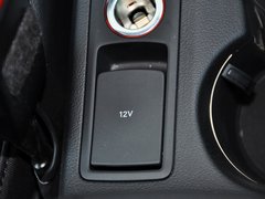 奥迪Q3 2013款 2.0T 35 TFSI 舒适型 5座