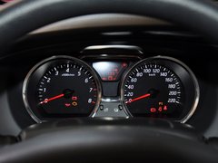 骊威 2013款 1.6L 手动 舒适型