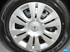 骊威 2013款 1.6L 手动 舒适型