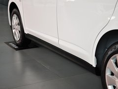 啟辰R50 2013款 1.6L 手動(dòng) 時(shí)尚版