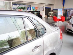 启辰D50 2013款 1.6L 手动 豪华版
