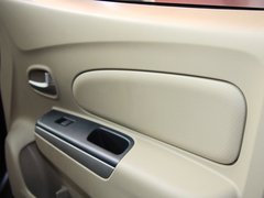 启辰D50 2013款 1.6L 手动 豪华版