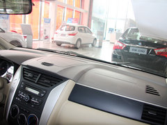 启辰D50 2013款 1.6L 自动 豪华版