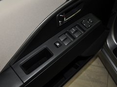 马自达5 2013款 2.0L 自动 豪华型 7座