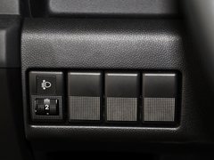 马自达5 2013款 2.0L 自动 舒适型 7座