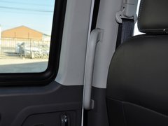 风行CM7 2014款 2.0T 手动 尊贵版 7座