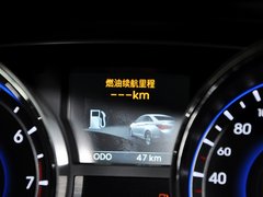 索纳塔八 2013款 2.0L 自动 至尊版