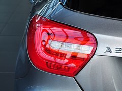 奔驰A级(进口) 2013款 A260 2.0T DCT 运动型