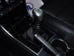 哈弗H2 2014款 1.5T 手动 四驱尊贵版 5座