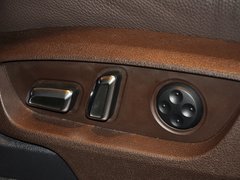 奥迪Q7 2014款 40 TFSI quattro 运动型