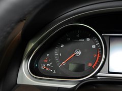 奥迪Q7 2014款 40 TFSI quattro 运动型