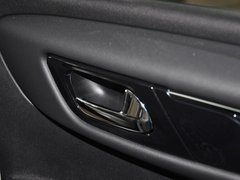 世嘉 2013款 两厢 1.6L 自动 乐尚型