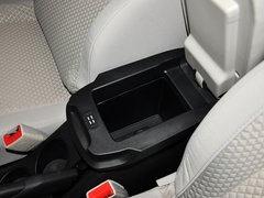 世嘉 2013款 两厢 1.6L 自动 乐尚型