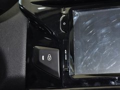 世嘉 2013款 三厢 1.6L 自动 品尚型
