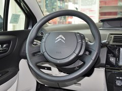 世嘉 2013款 三厢 1.6L 自动 品尚型