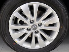 世嘉 2013款 三厢 1.6L 自动 品尚型