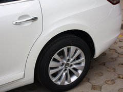 世嘉 2013款 三厢 1.6L 自动 品享型