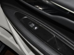 世嘉 2013款 三厢 1.6L 自动 品享型