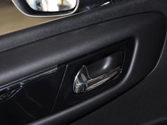 世嘉 2013款 三厢 1.6L 自动 品享型