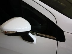标致308 2013款 1.6L MT 优尚型