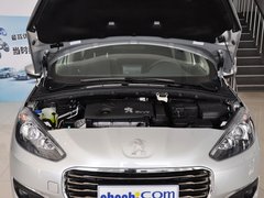 东风标致  1.6L AT 发动机局部特写