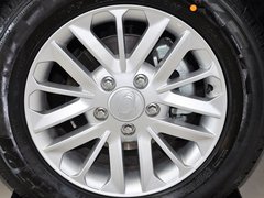 路帝 2014款 2.0T 自动 两驱精英导航版 7座
