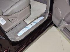 路帝 2014款 2.0T 自动 两驱精英导航版 7座