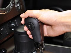 雷斯特W 2014款 2.7T 自动 四驱豪华导航版 5座