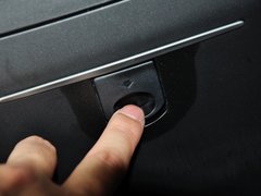 雷斯特W 2014款 2.7T 自动 四驱豪华导航版 5座