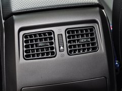 雷斯特W 2014款 2.7T 自动 四驱豪华导航版 5座