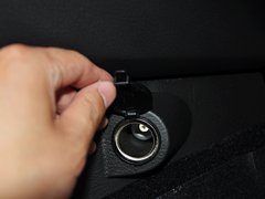 雷斯特W 2014款 2.7T 自动 四驱豪华导航版 5座
