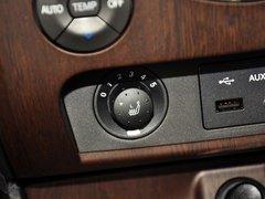 雷斯特W 2014款 2.7T 自动 四驱豪华导航版 5座