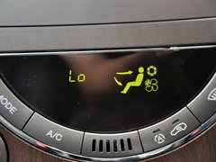 雷斯特W 2014款 2.7T 自动 四驱豪华导航版 5座